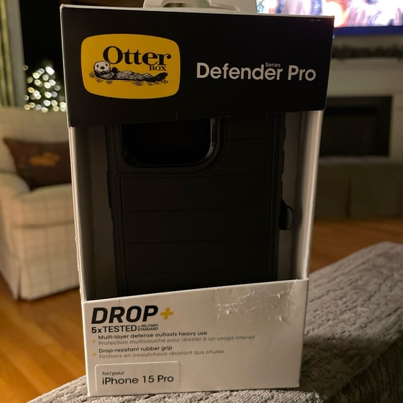 OtterBox Defender Pro Series Case and Holster For iPhone 15 Pro - Black - Picture 2 of 6